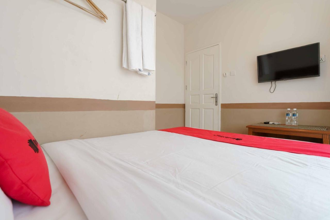 Reddoorz Near Plaza Botania 1 Batam