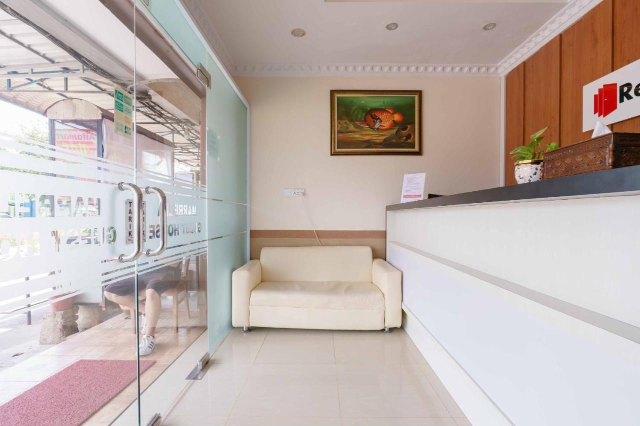 Hotel Reddoorz Near Plaza Botania 1